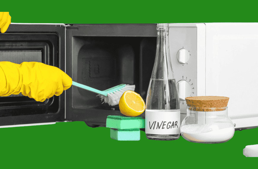 How to clean microwave with vinegar