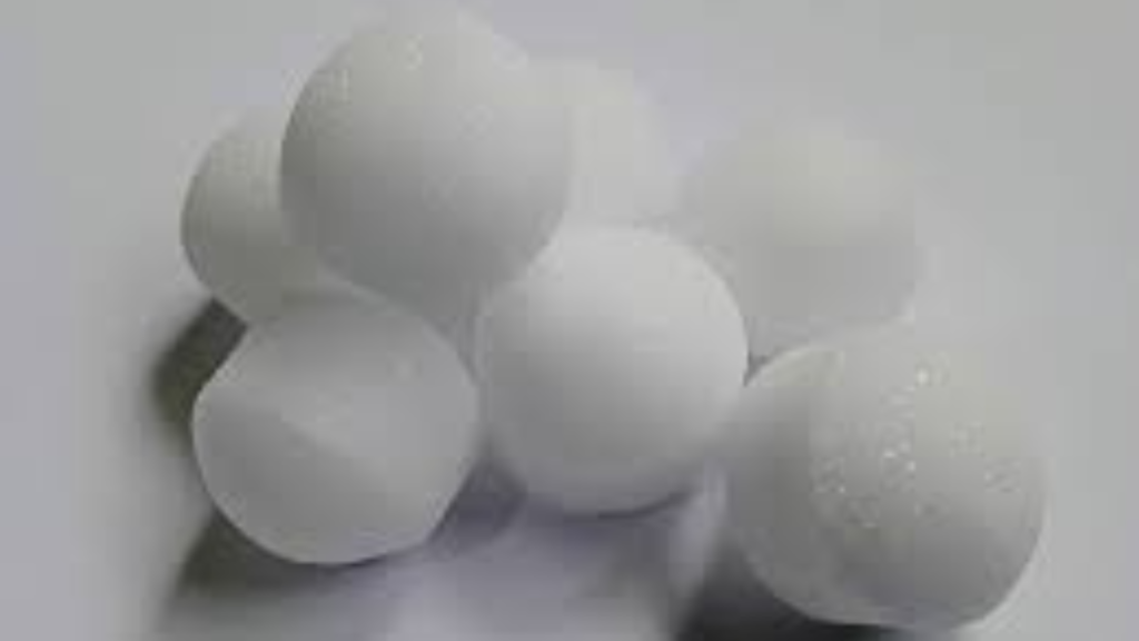 Are Mothballs Toxic